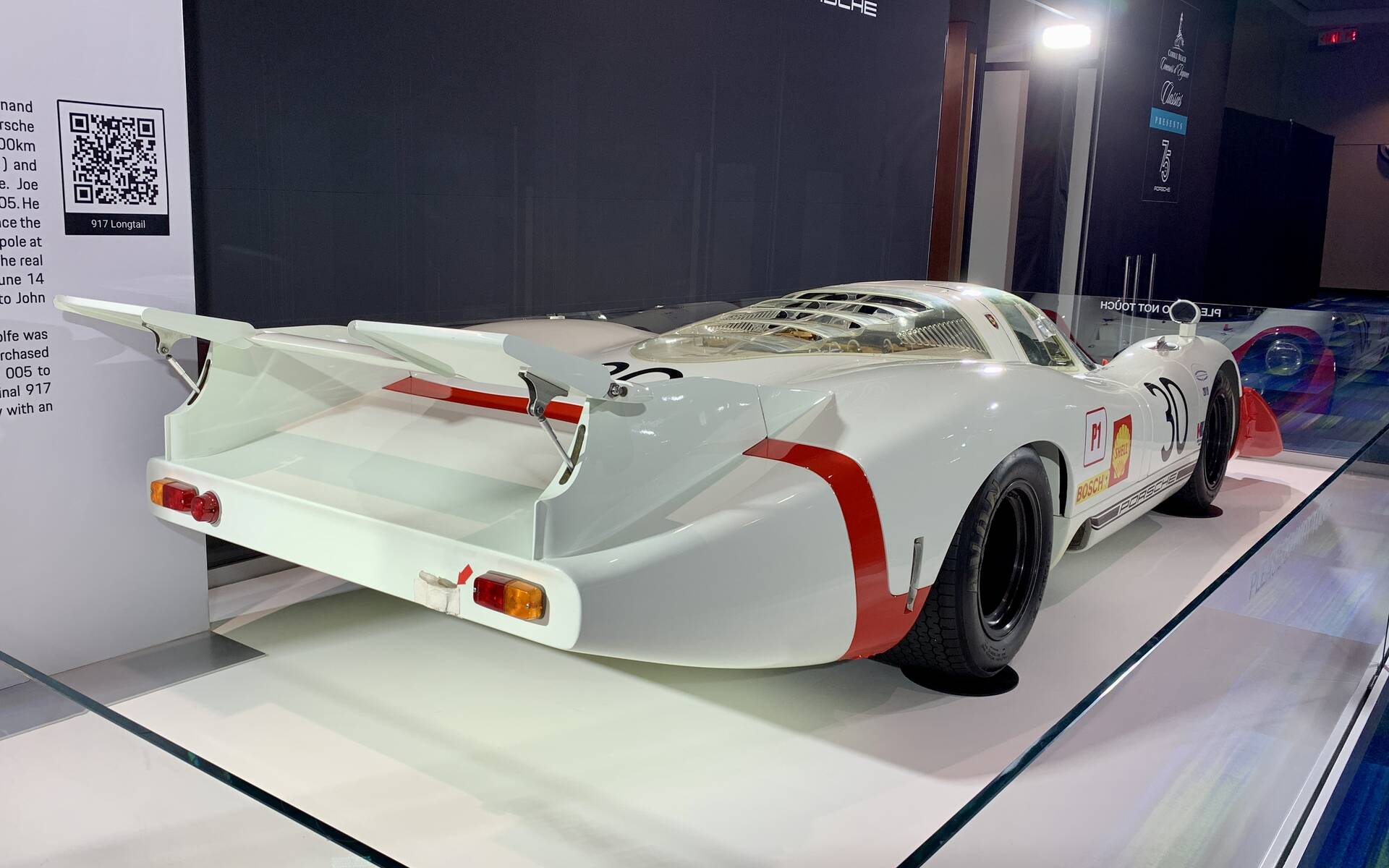Salon de l’auto de Toronto : soulignons le 75e anniversaire de Porsche 562528-salon-de-l-auto-de-toronto-hommage-au-75e-anniversaire-de-porsche