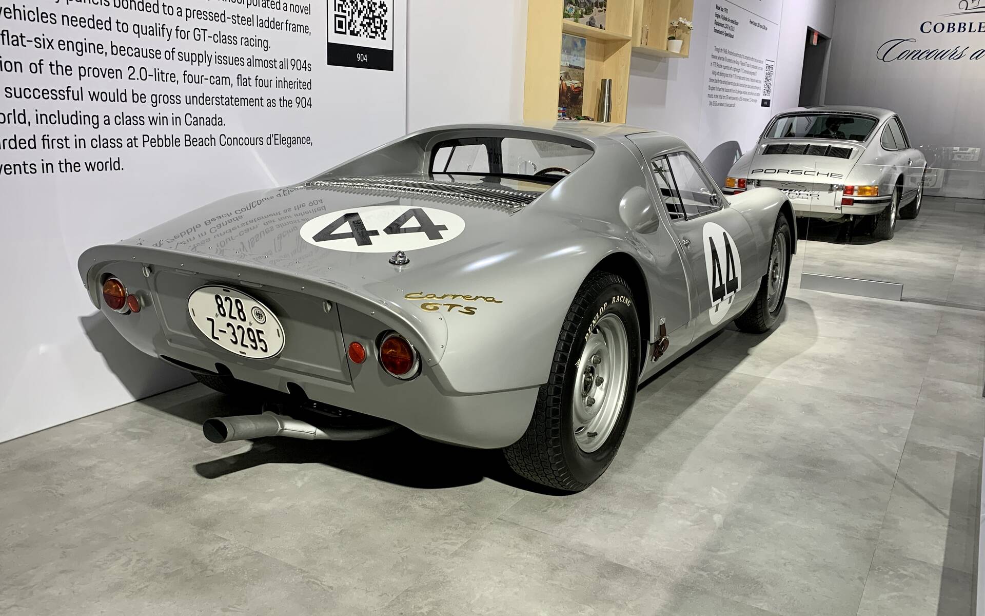 Salon de l’auto de Toronto : soulignons le 75e anniversaire de Porsche 562534-salon-de-l-auto-de-toronto-hommage-au-75e-anniversaire-de-porsche