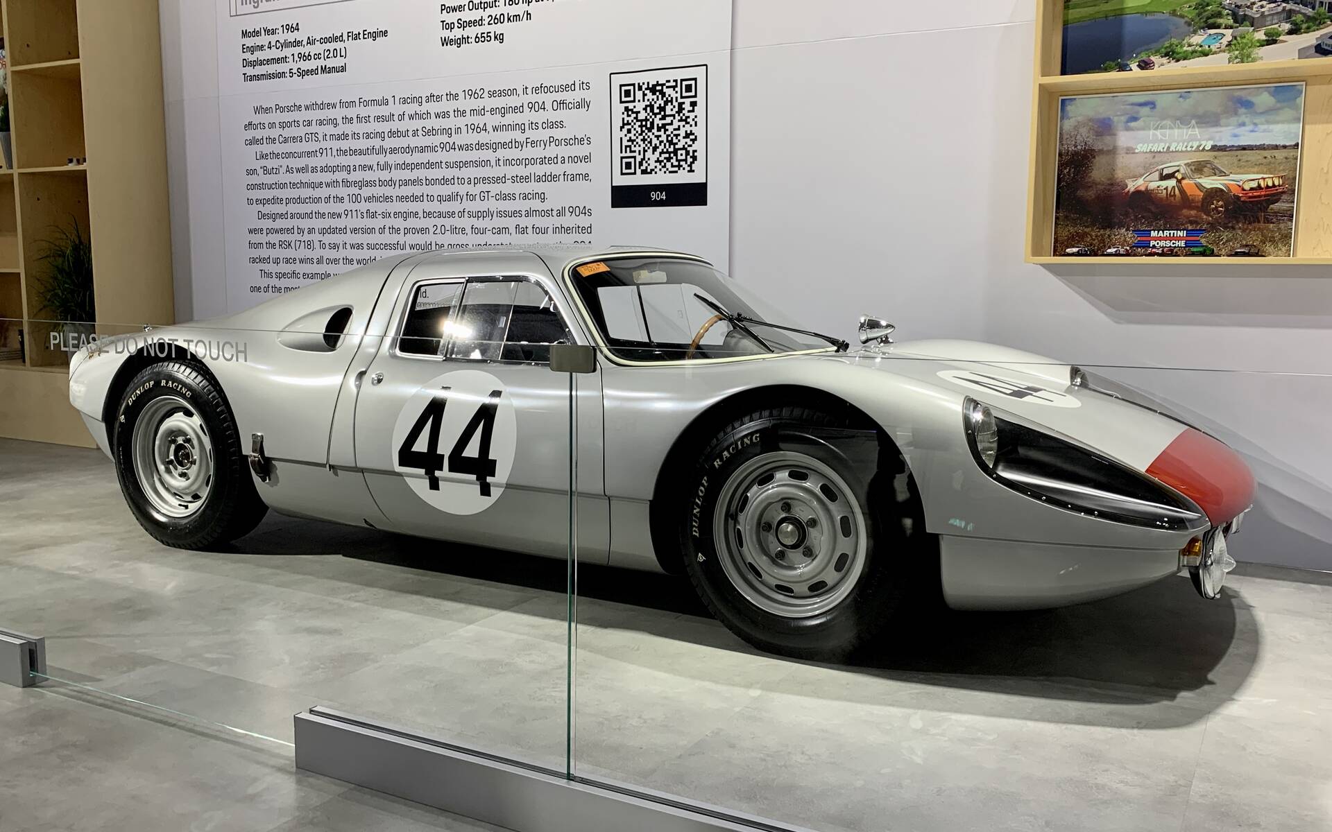 Salon de l’auto de Toronto : soulignons le 75e anniversaire de Porsche 562535-salon-de-l-auto-de-toronto-hommage-au-75e-anniversaire-de-porsche