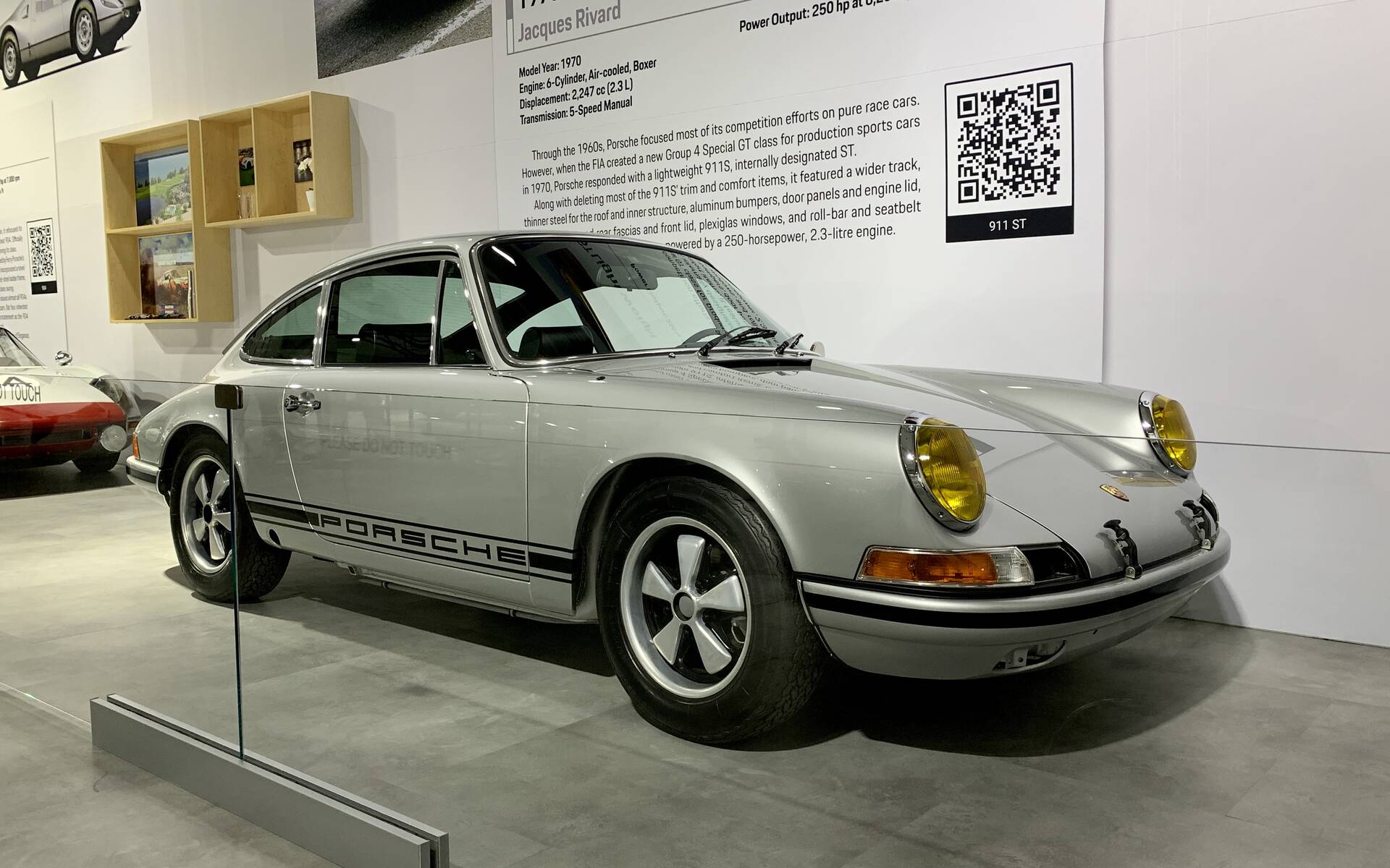 Salon de l’auto de Toronto : soulignons le 75e anniversaire de Porsche 562537-salon-de-l-auto-de-toronto-hommage-au-75e-anniversaire-de-porsche