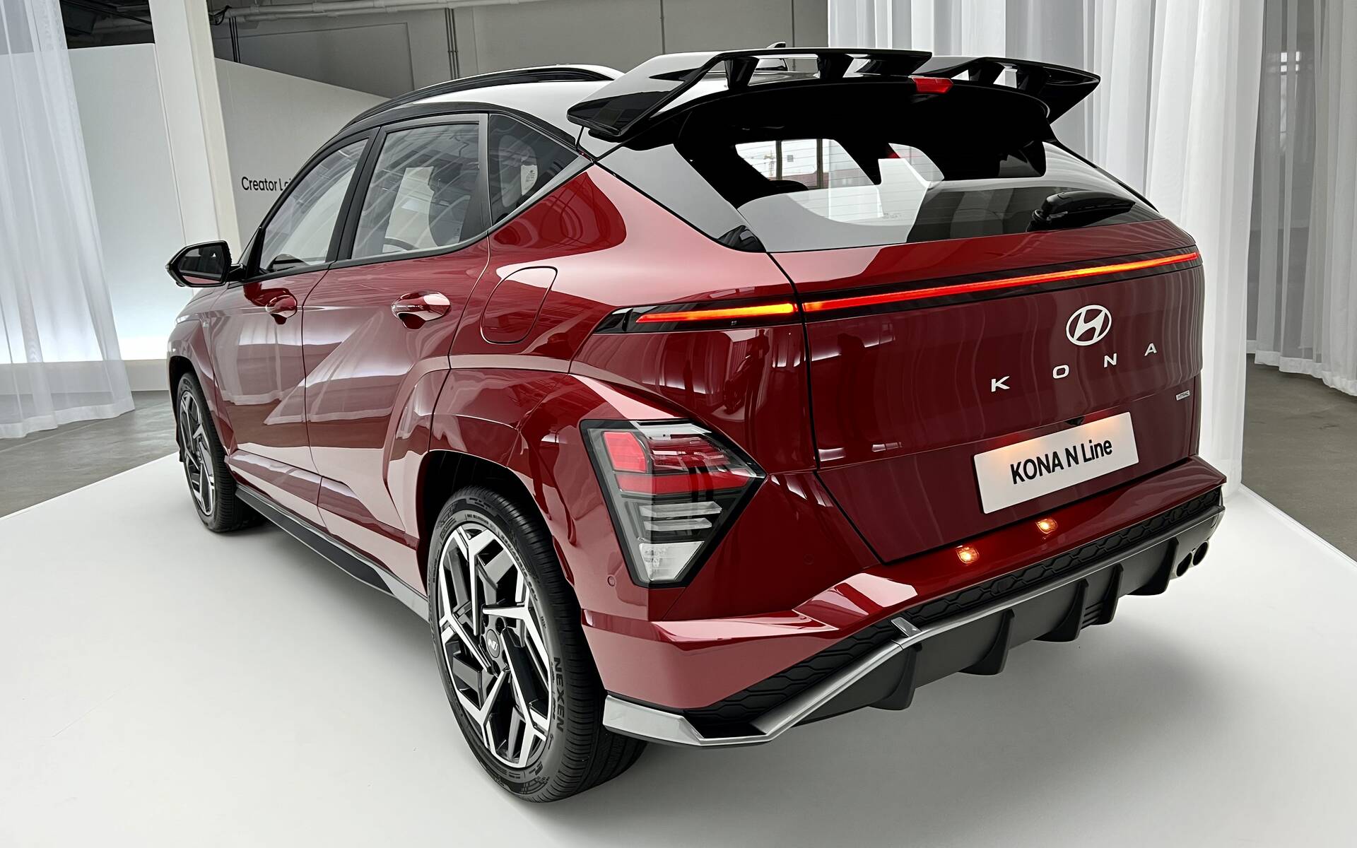 Hyundai Kona 2024 centré vers l'électrique Guide Auto
