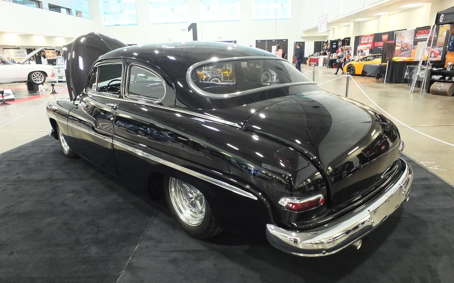 <p>Mercury 1950 avec V8 Ford 466 pc (7,6 litres)</p>