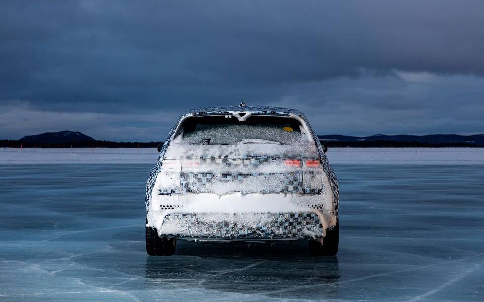 Hyundai teste l'IONIQ 5 N dans la neige… avec un essuie-glace arrière! -  Guide Auto