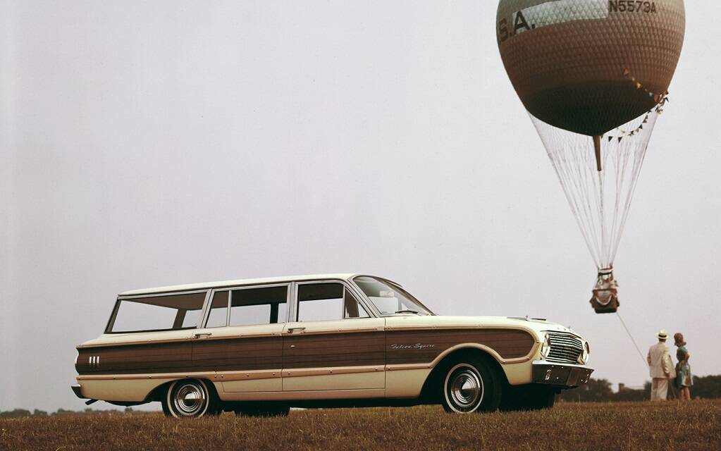 <p>Ford Falcon Squire 1963</p>