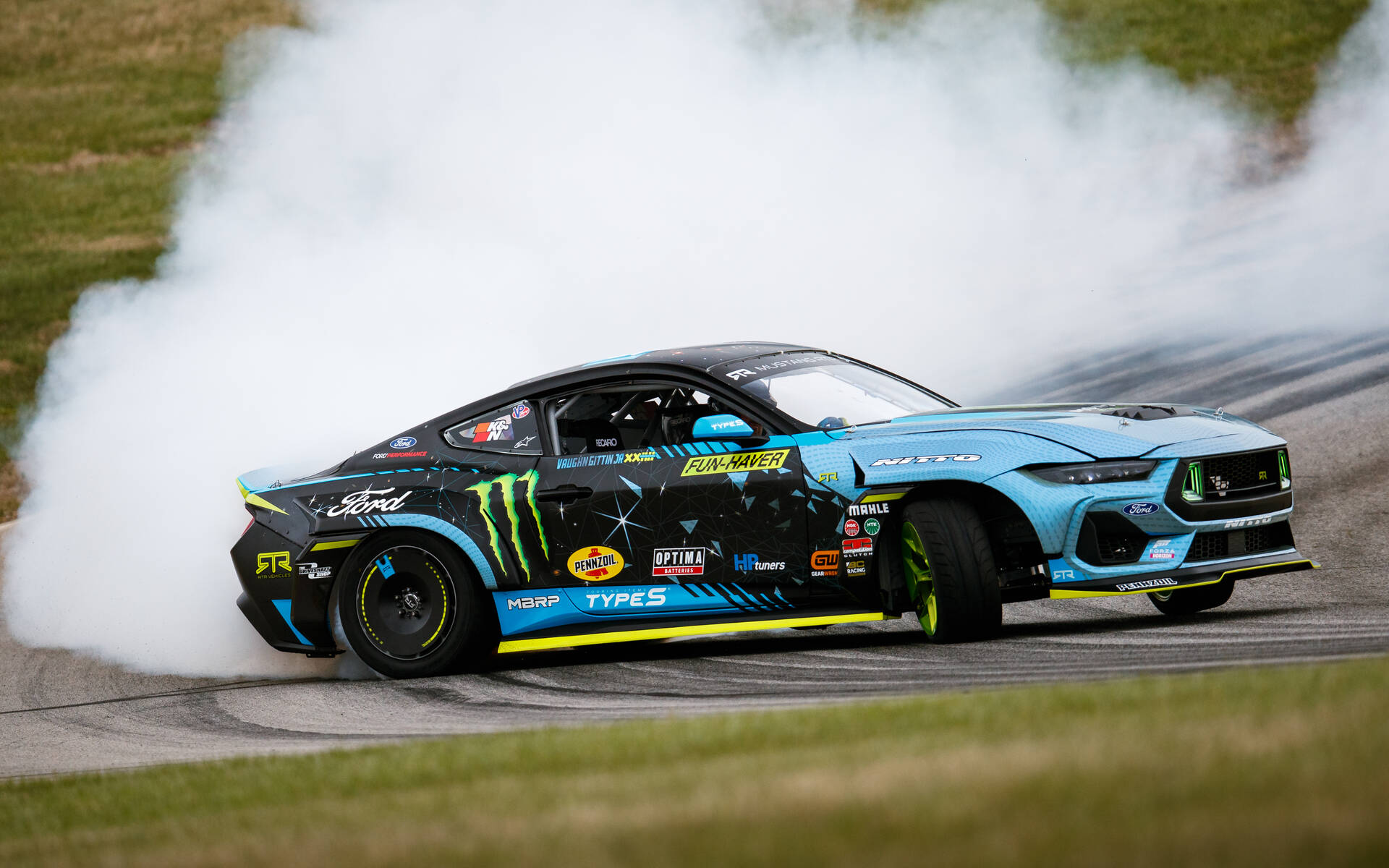 New 2024 Mustang Turned Into 1,300-Horsepower Formula Drift Car