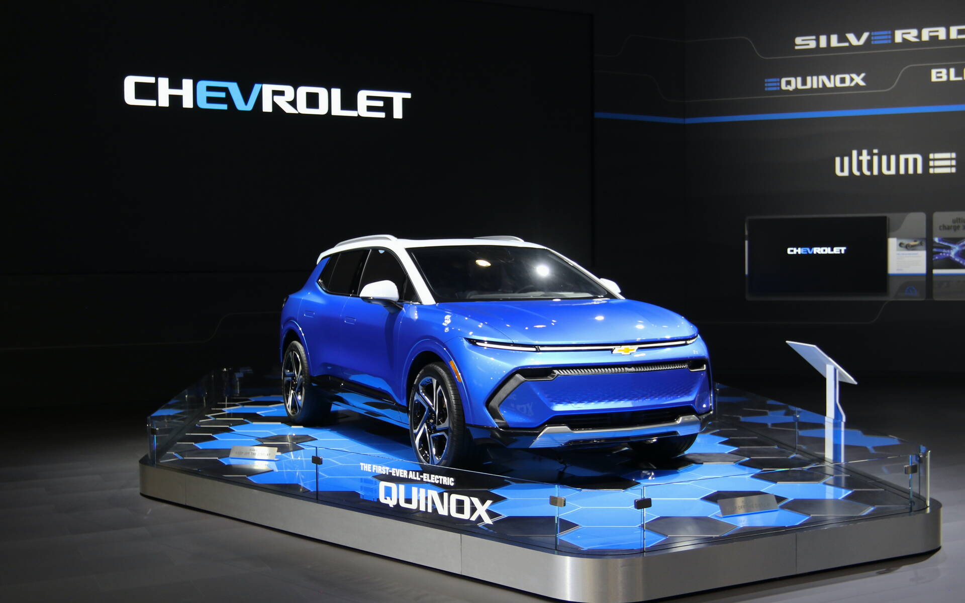 <p>Chevrolet Equinox EV 2024</p>