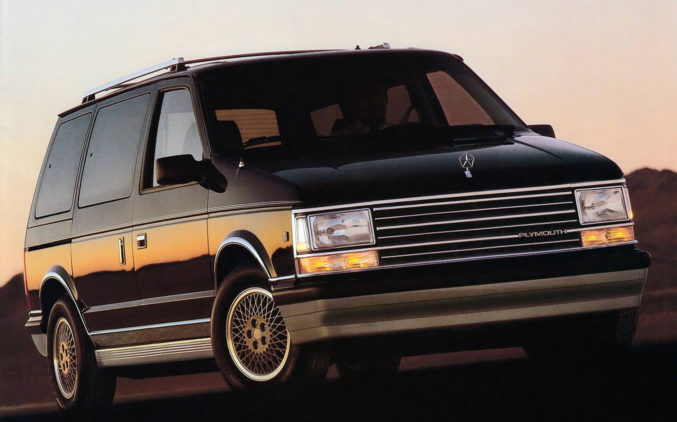 <p>Plymouth Voyager 1987</p>