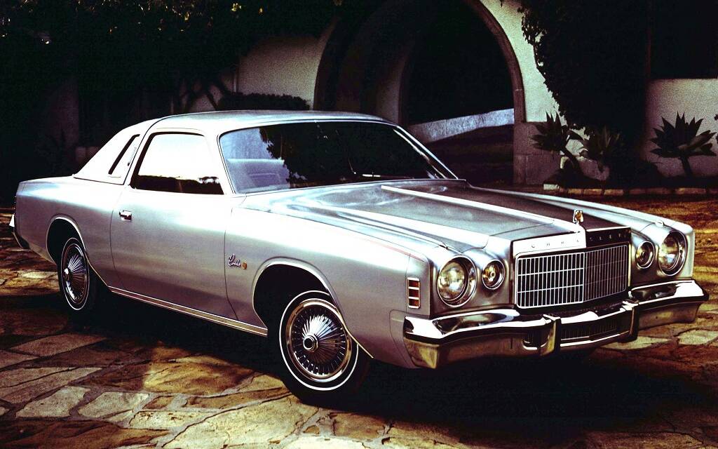 Chrysler Cordoba 1975-1983 : la mine d’or ! 570804-chrysler-cordoba-1975-1983-la-mine-d-or