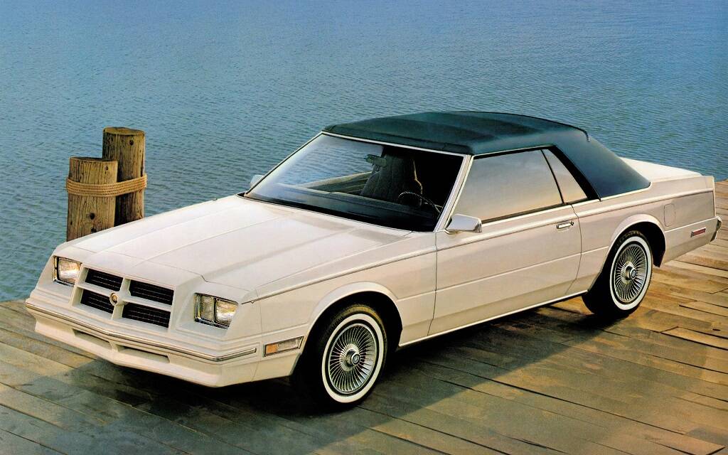 <p>Chrysler Cordoba LS 1982</p>