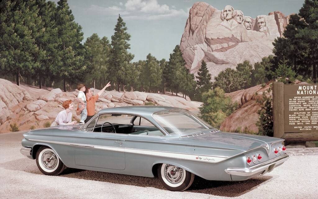 Photos d’hier : la Chevrolet Impala à travers les années 571377-photos-d-hier-la-chevrolet-impala-a-travers-les-annees