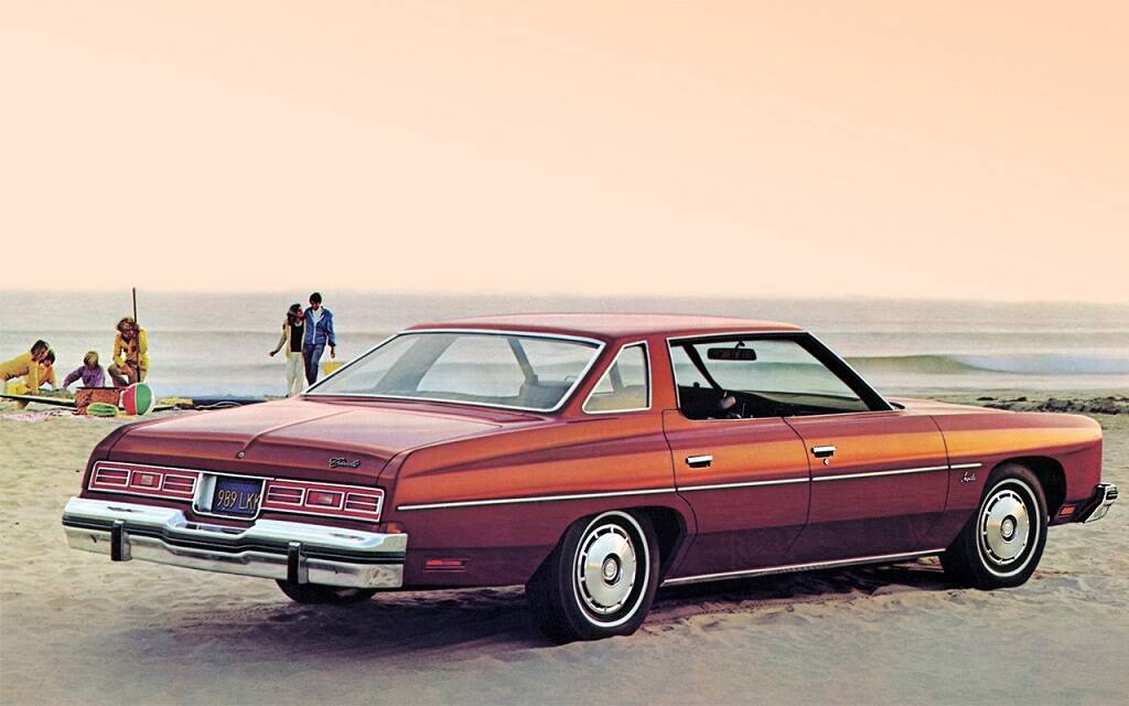 chevrolet - Photos d’hier : la Chevrolet Impala à travers les années 571400-photos-d-hier-la-chevrolet-impala-a-travers-les-annees