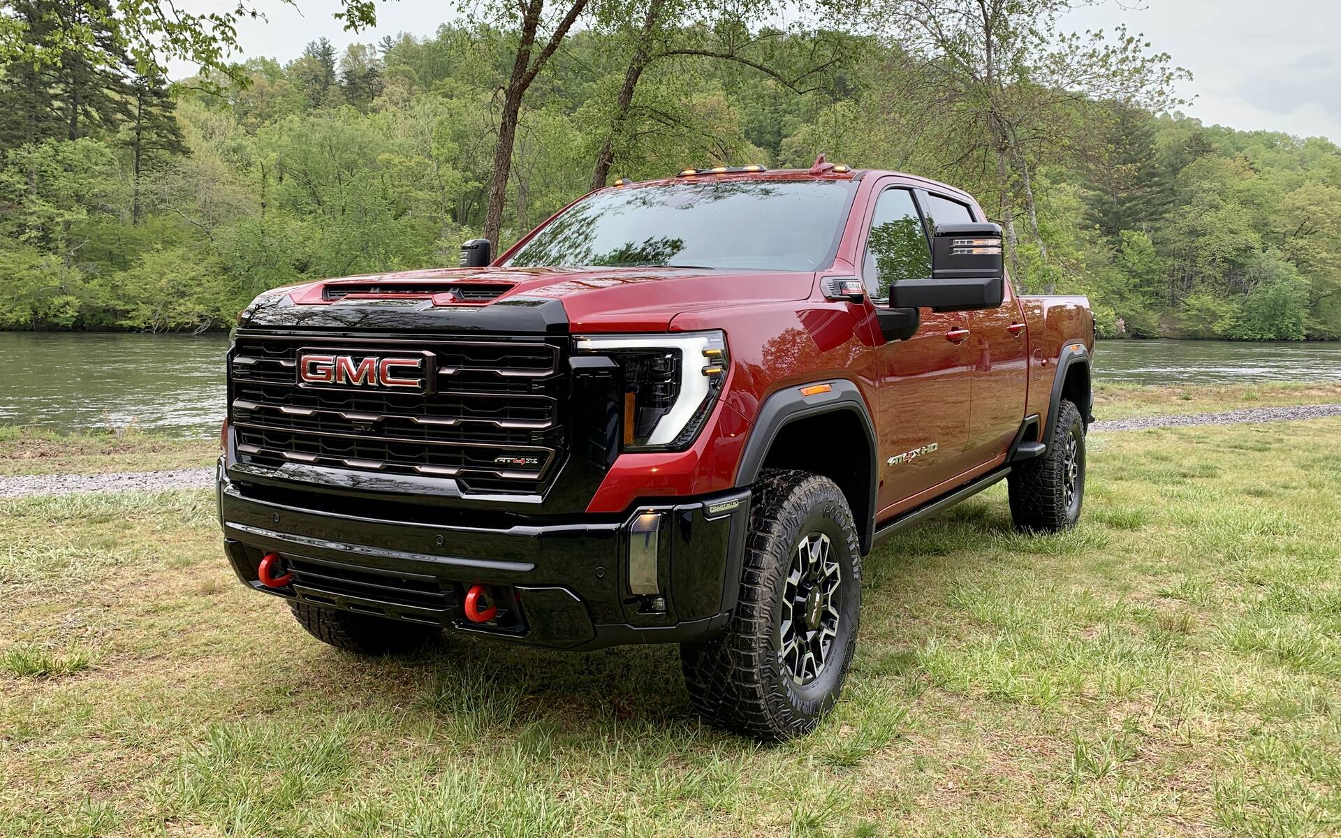 GMC Sierra HD AT4X 2024 Pour Tirer 18 500 Livres Hors Des Sentiers 