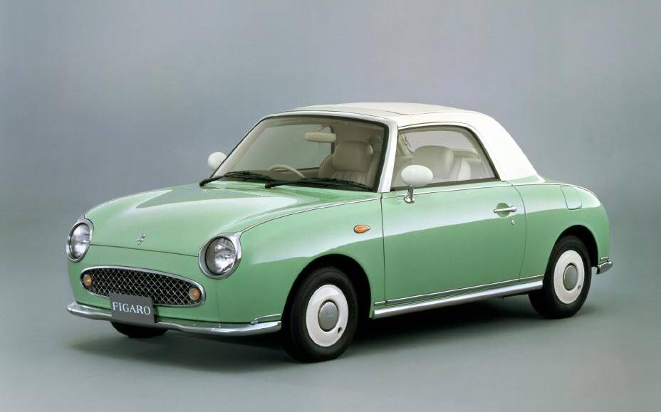 <p>La Nissan Figaro.</p>