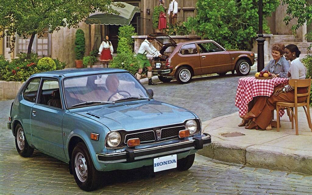 <p>Honda Civic CVCC 1975</p>