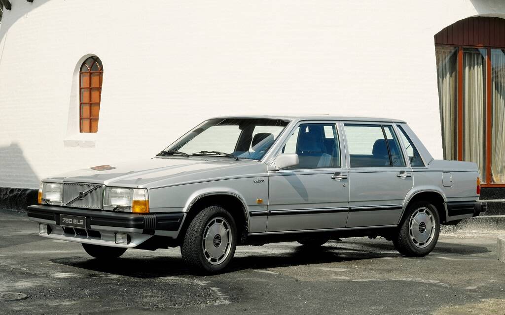 <p>Volvo 760&nbsp;1984</p>