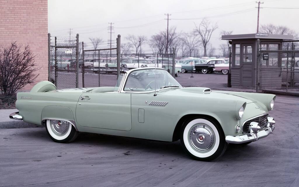 <p>Première génération, modèle 1956</p>