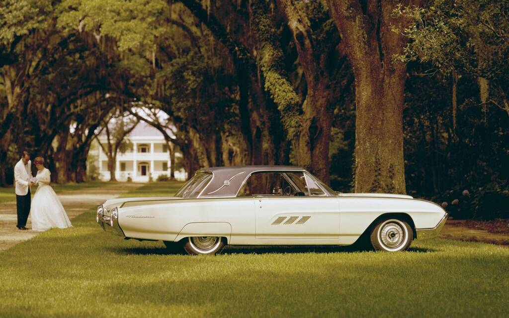 <p>Troisième génération, modèle 1963</p>