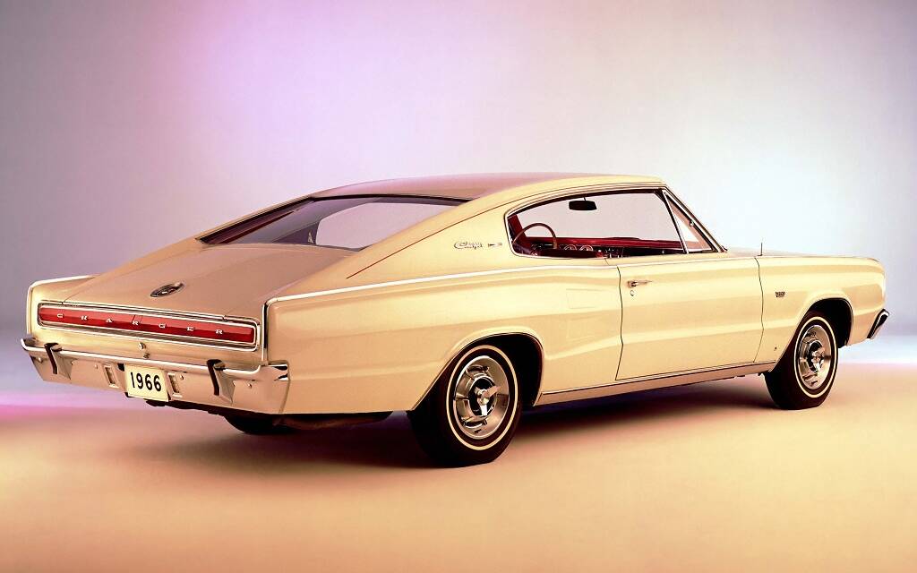 <p>Dodge Charger 1966</p>