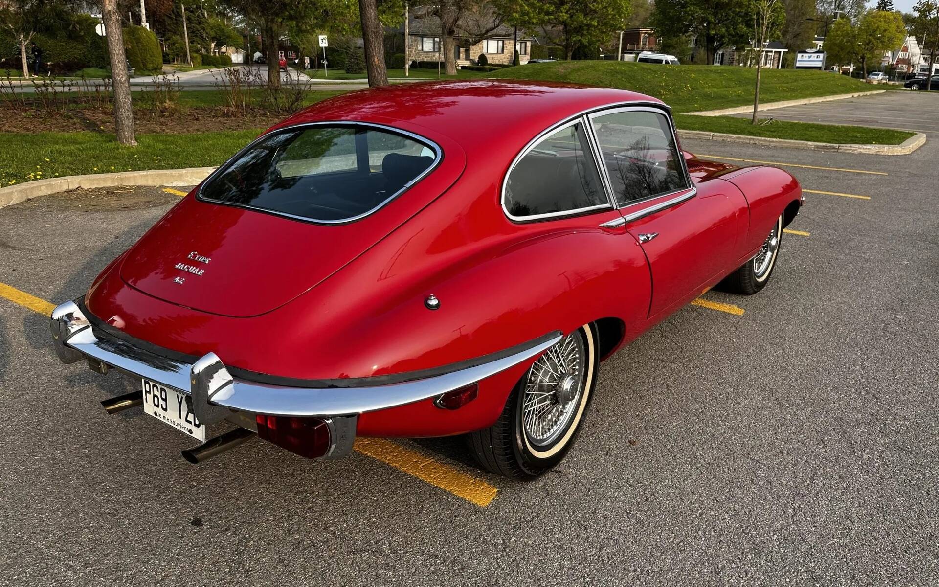 Cette ravissante Jaguar XKE 1969 est à vendre près de Montréal 574662-cette-ravissante-jaguar-xke-1969-est-a-vendre-pres-de-montreal