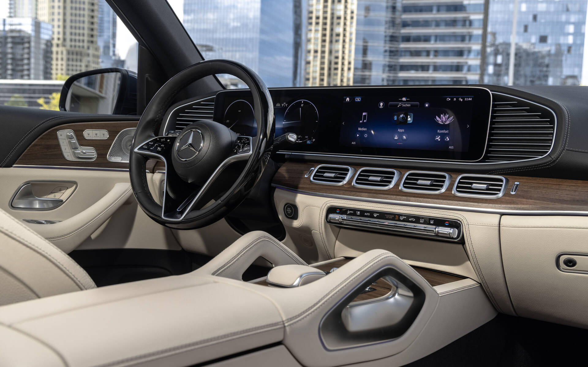 Mercedes-Benz ajoute un GLE hybride rechargeable au Canada 575491-mercedes-benz-ajoute-un-gle-hybride-rechargeable-au-canada