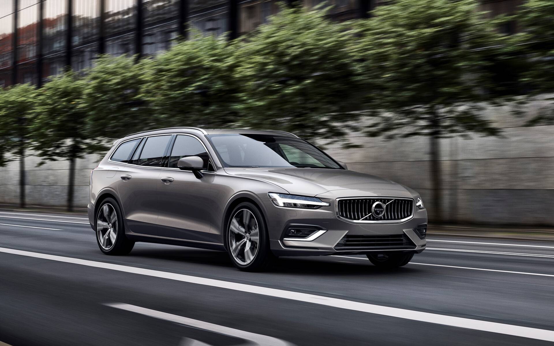 <p>Volvo V60</p>