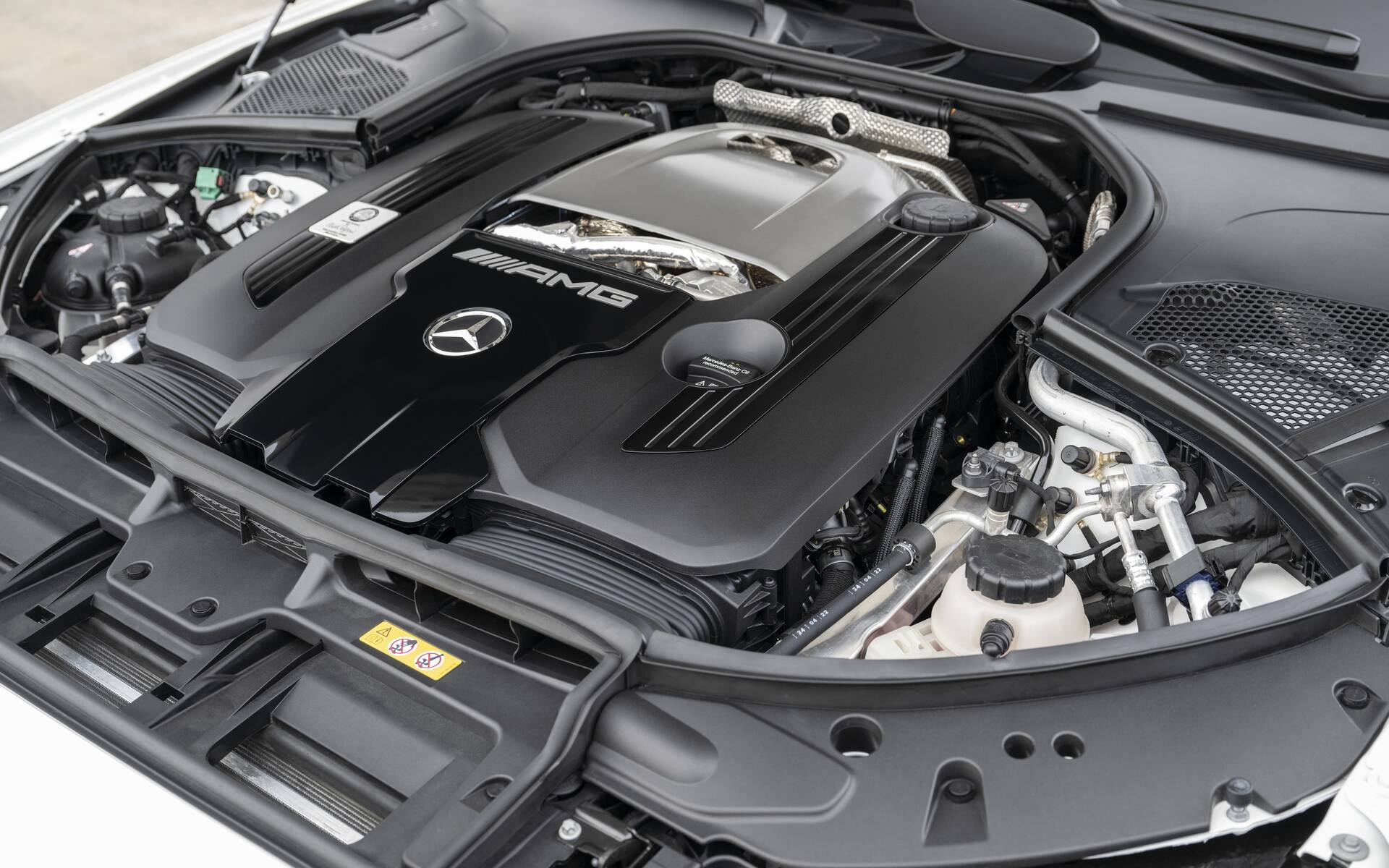 Mercedes-AMG S 63 E Performance 2024 : débauche de puissance 577246-mercedes-amg-s-63-e-performance-la-plus-puissante-classe-s-de-l-histoire