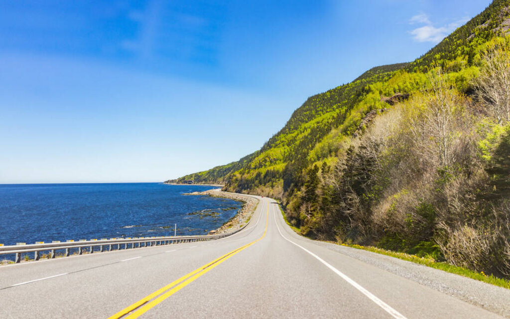 Les Québécois et l’automobile : une histoire d’amour 577542-les-quebecois-et-l-automobile-une-histoire-d-amour