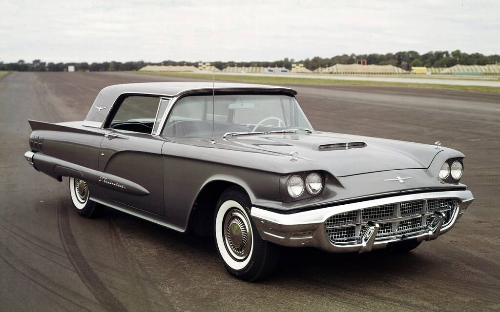 <p>Ford Thunderbird 1960</p>