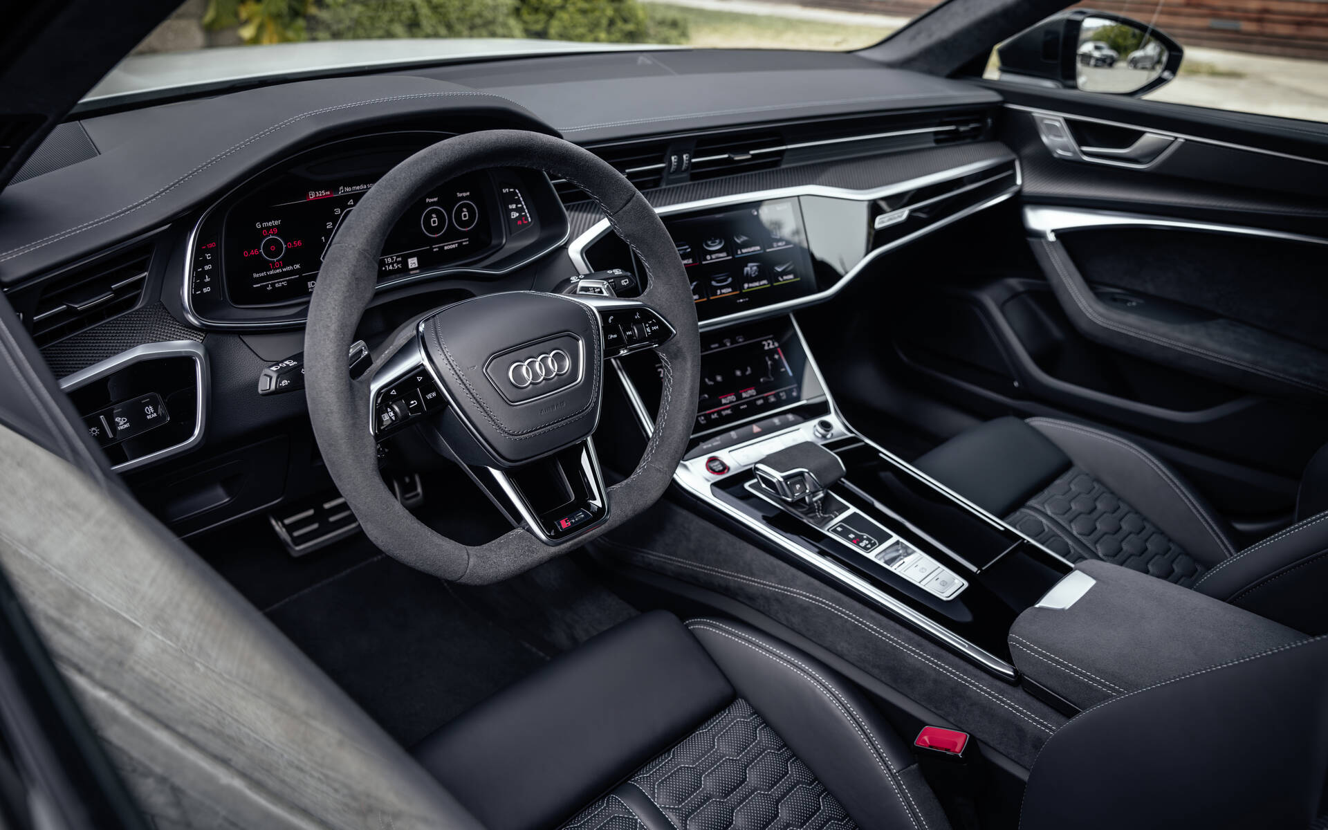 Audi's New RS 6 Avant and RS 7 Sportback Put Performance at the