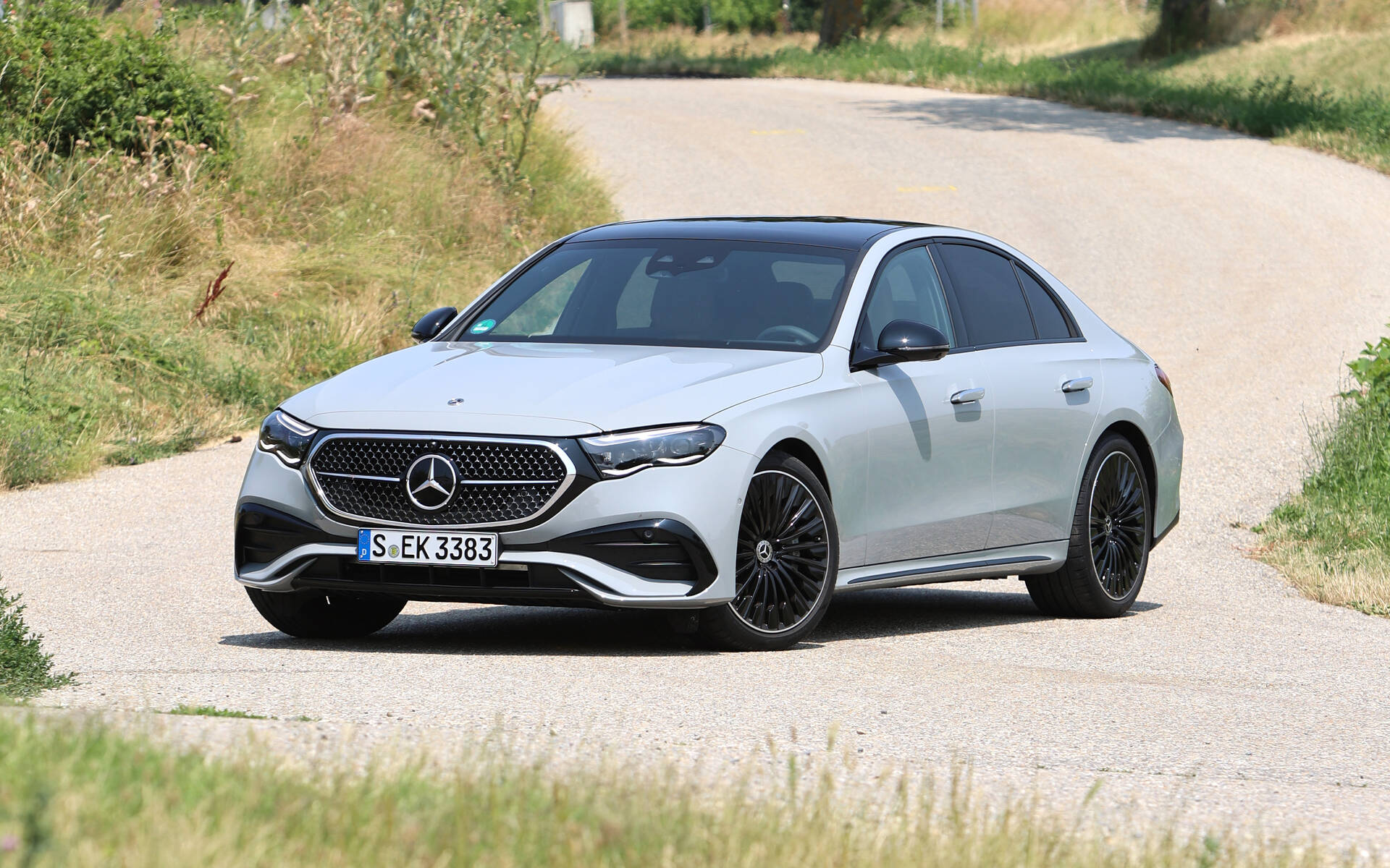 Mercedes Benz E450 4Matic 2024 L toile Brille Toujours