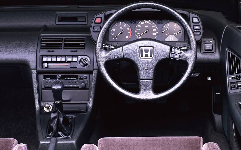 Photos d’hier : la Honda Prelude à travers les années 581948-photos-d-hier-la-honda-prelude-a-travers-les-annees