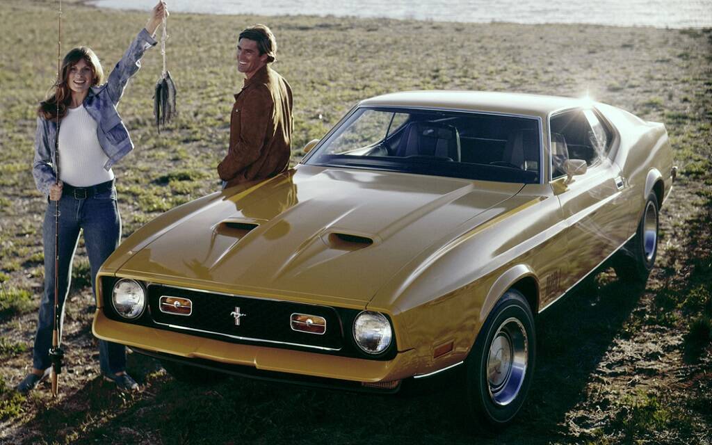 <p>Ford Mustang Mach 1&nbsp;429&nbsp;1971</p>