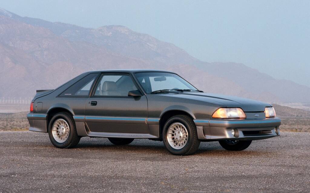 <p>1987 Ford Mustang GT</p>