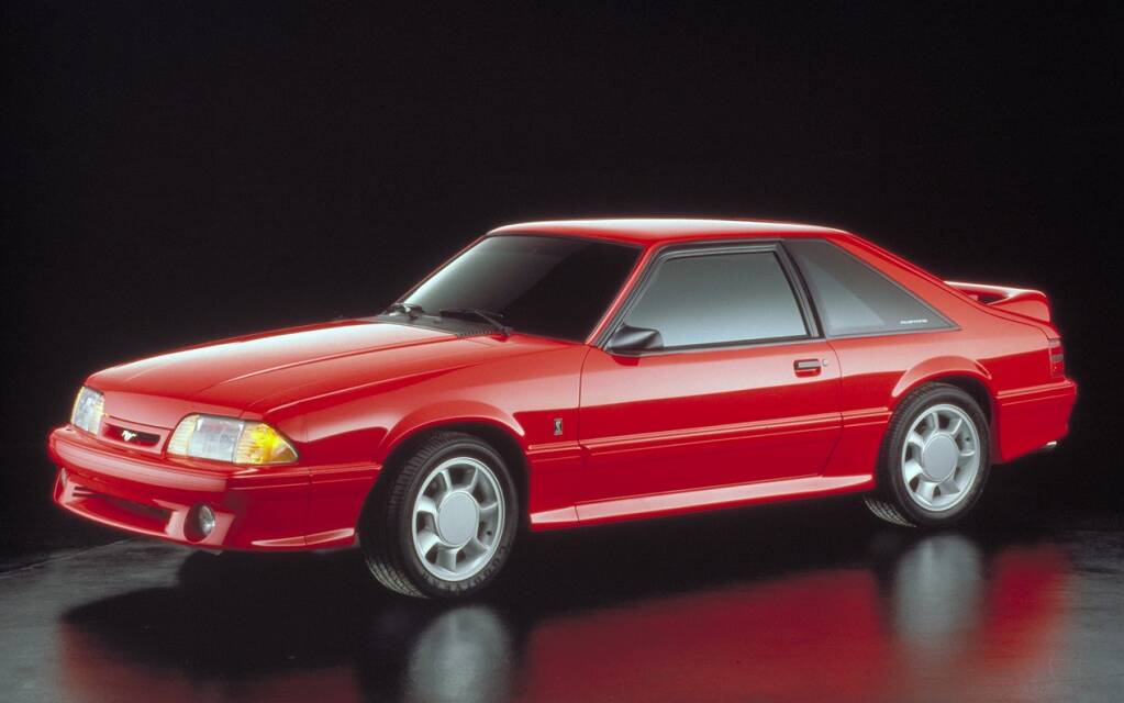 <p>Ford Mustang Cobra 1993</p>