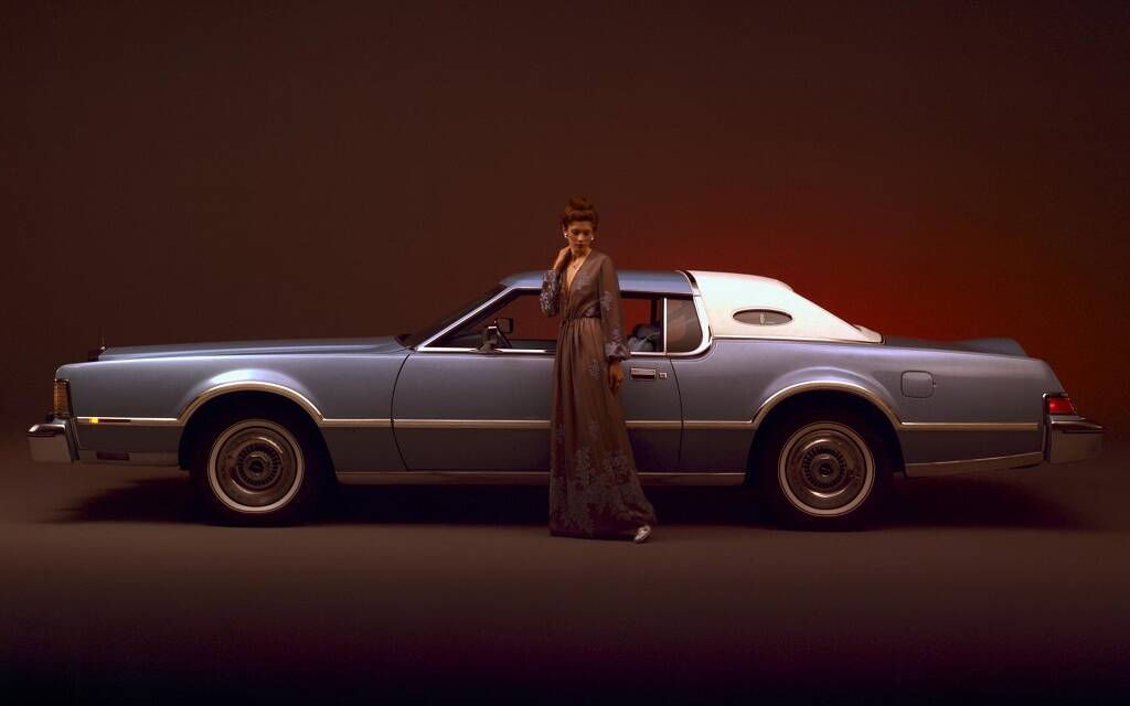 <p>Lincoln Continental Mark IV Edition Givenchy 1976</p>