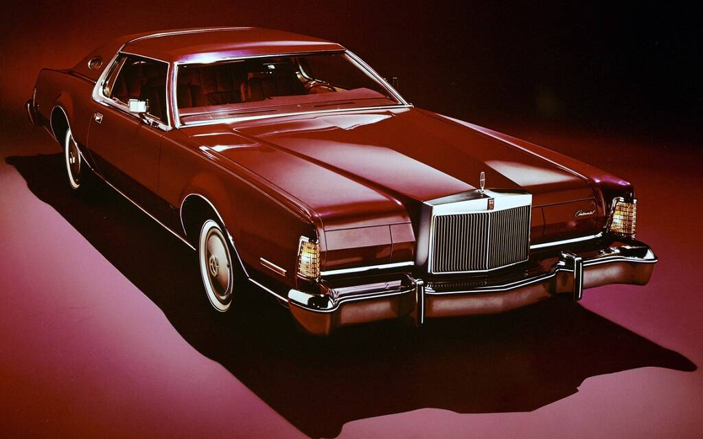 <p>Lincoln Continental Mark IV 1976</p>