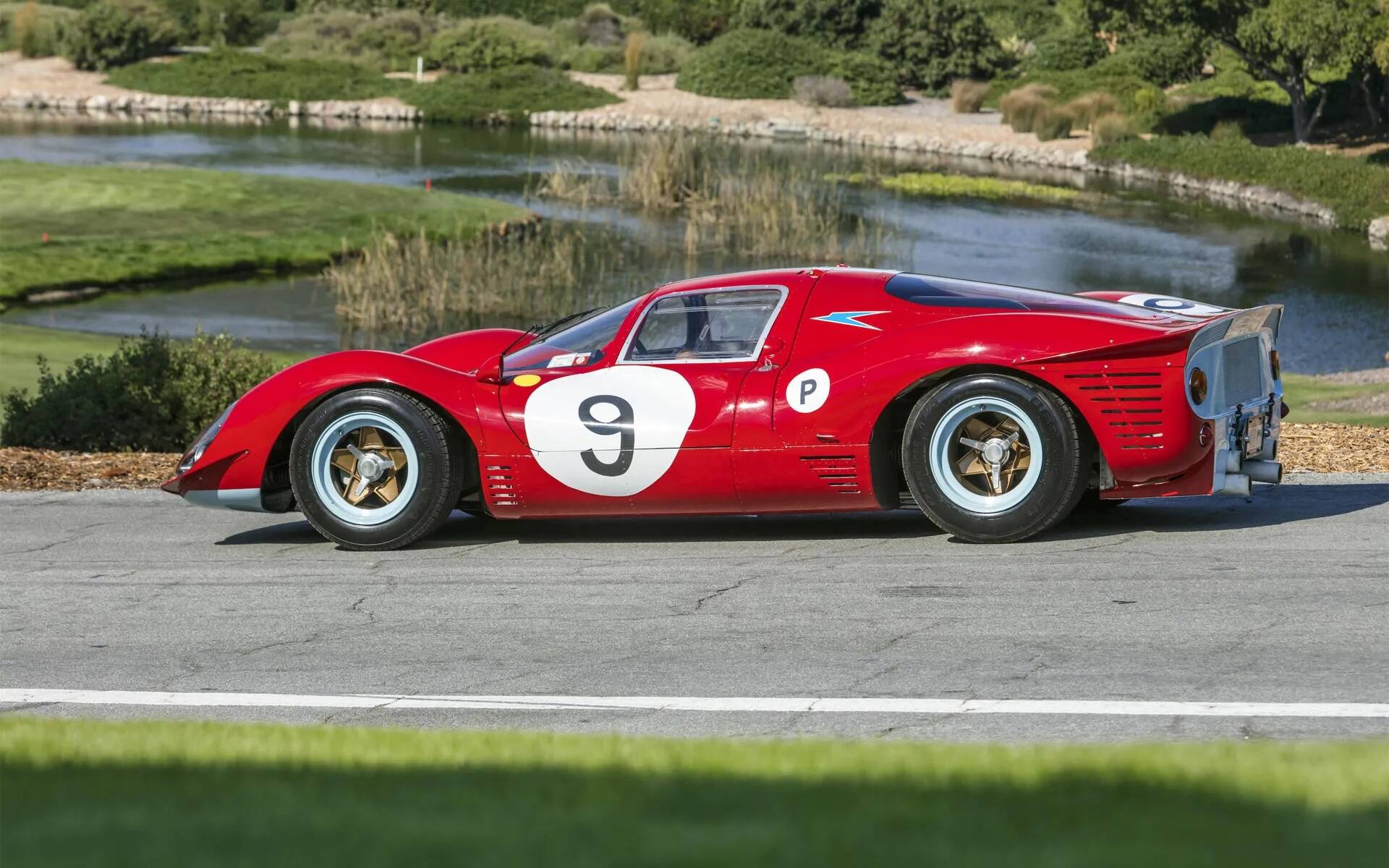 Deux vieilles Ferrari, dont une calcinée, vendues à des prix démentiels 585275-deux-vieilles-ferrari-dont-une-calcinee-vendues-a-des-prix-dementiels