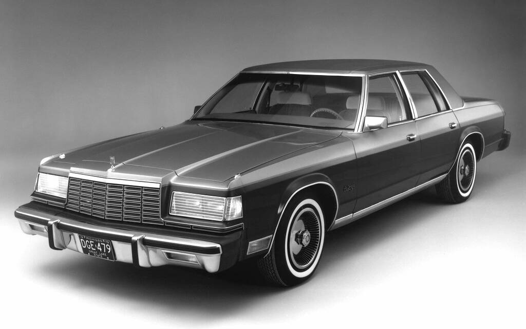 <p>Dodge St. Regis 1979</p>