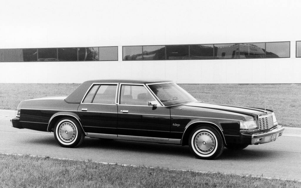 <p>Dodge St. Regis 1981</p>