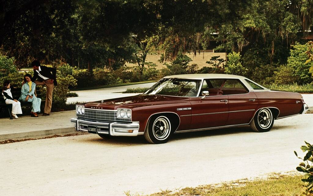 <p>Buick LeSabre 1974</p>