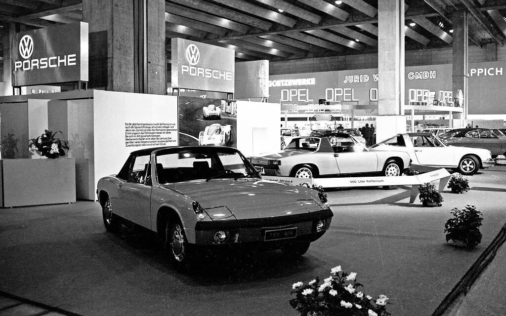 <p>Présentation de la 914 au Salon de l'auto de Francfort 1969.</p>