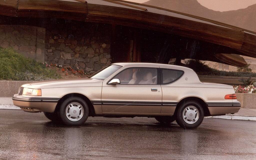 <p>Mercury Cougar 1987</p>