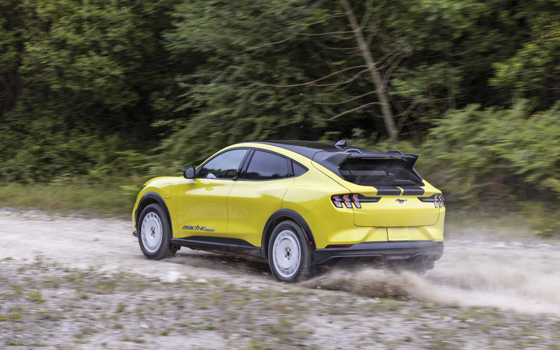 Ford Mustang Mach-E Rally 2024 : voici tous les détails 587271-ford-mustang-mach-e-rally-voici-plus-de-details