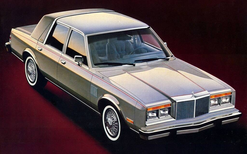 <p>Chrysler Fifth Avenue 1987</p>