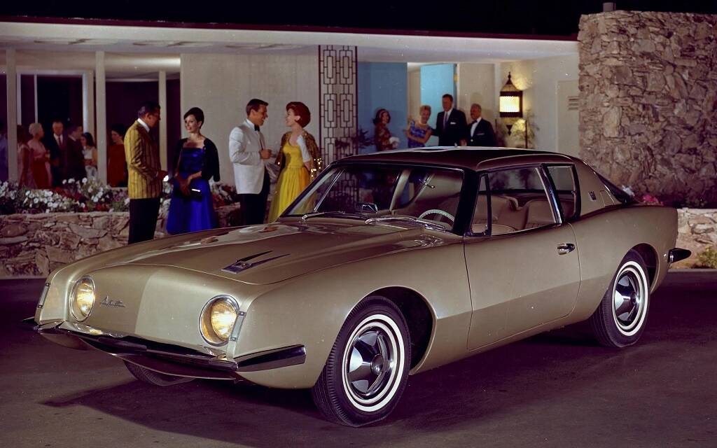 <p>Studebaker Avanti 1963</p>