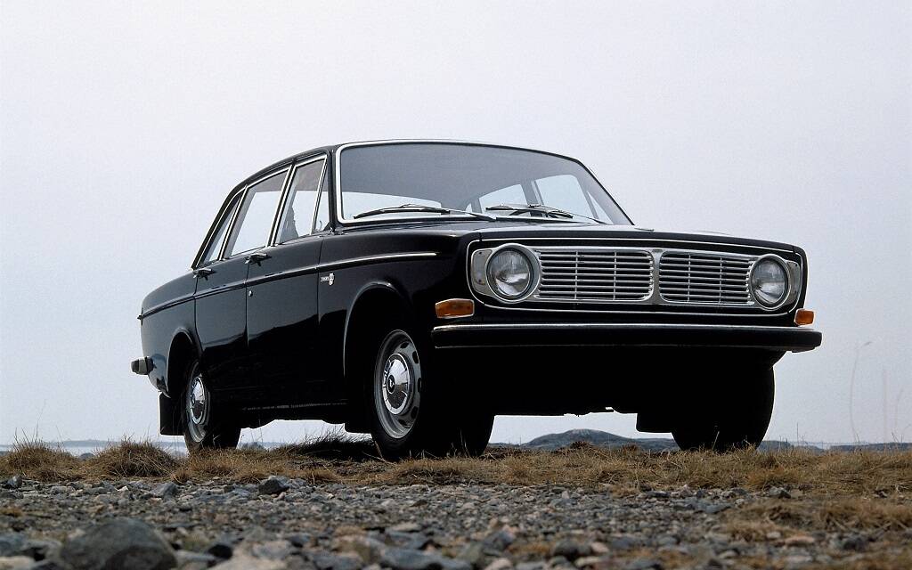 <p>Volvo 144&nbsp;1966</p>