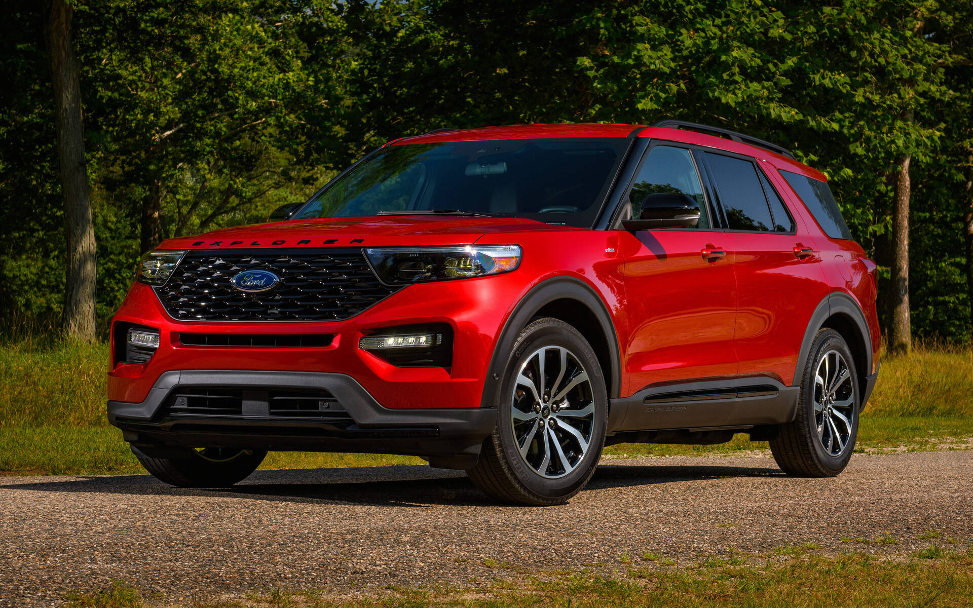 <p>Ford Explorer ST Line</p>