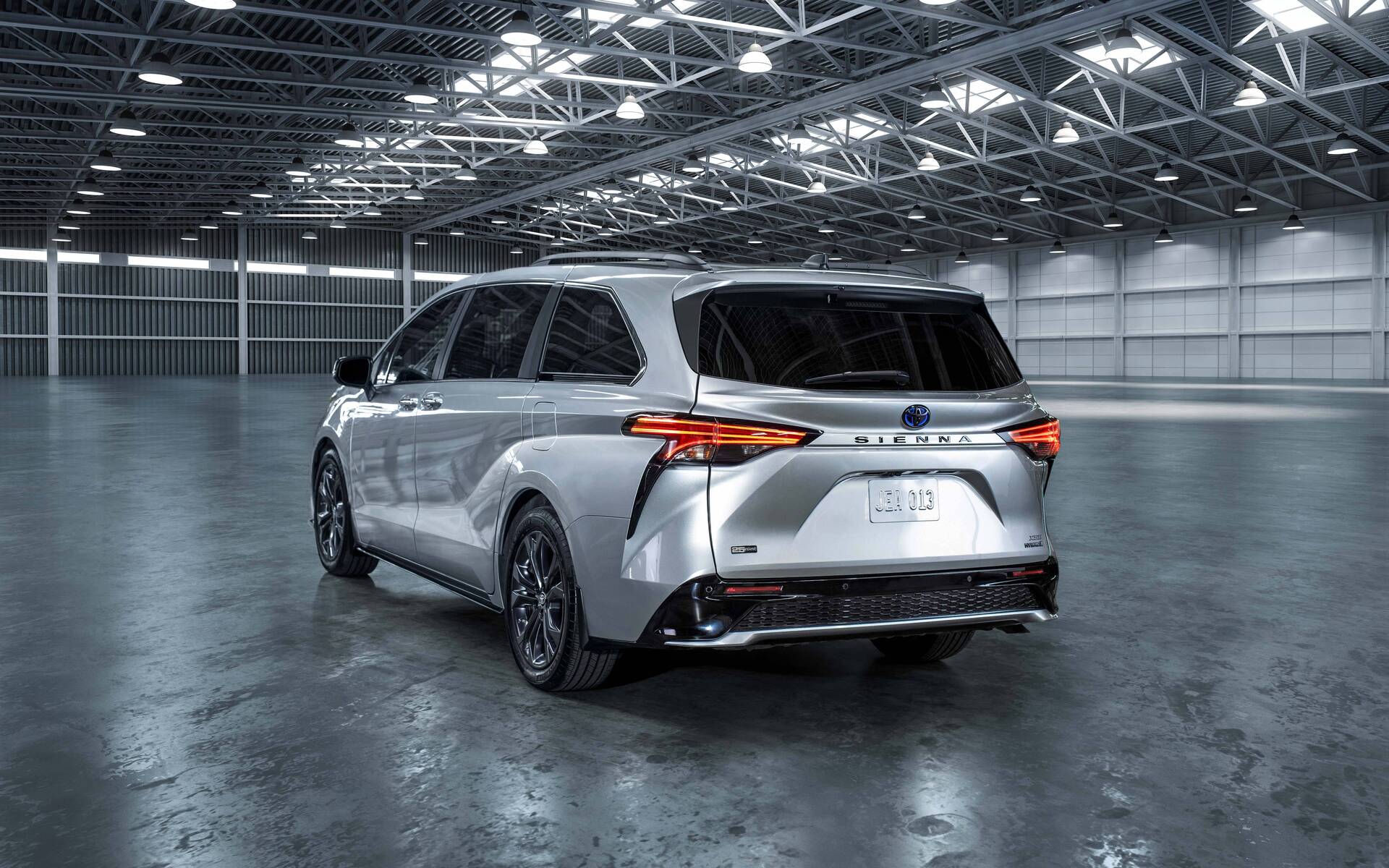 <p>Toyota Sienna Édition 25e anniversaire 2023</p>