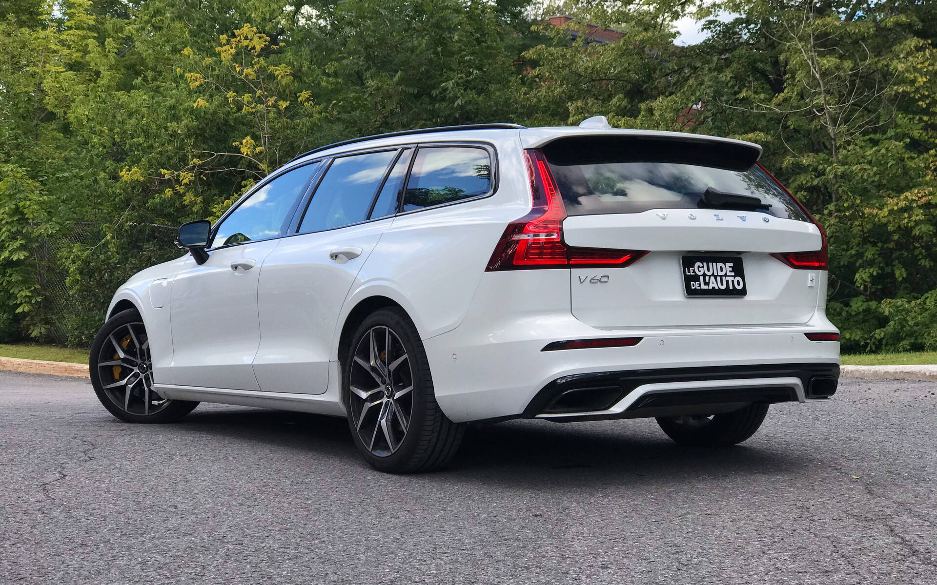 <p>Volvo V60</p>