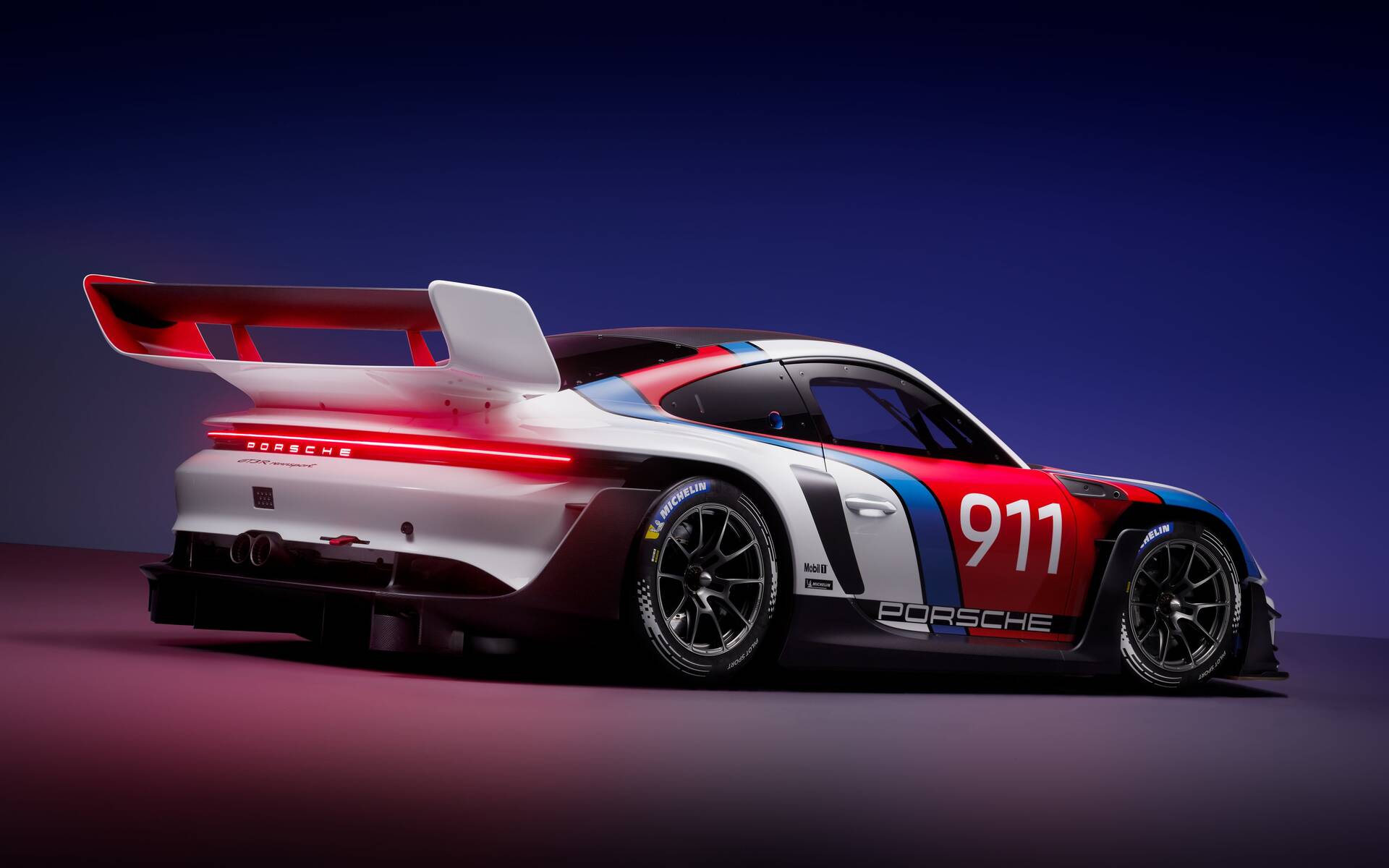 La Porsche 911 GT3 RS a été élue meilleure voiture de sport par Motorsport  Magazine ! - MOTORS ACTU